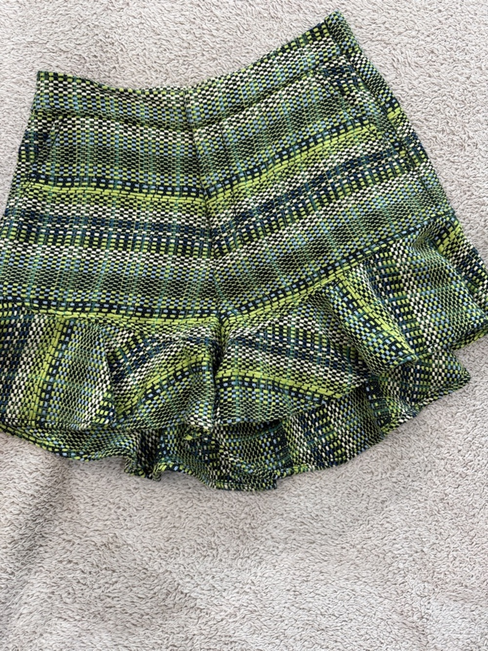 Cinq a sept High-Waist Green Patterned high waisted shorts with Ruffle Hem